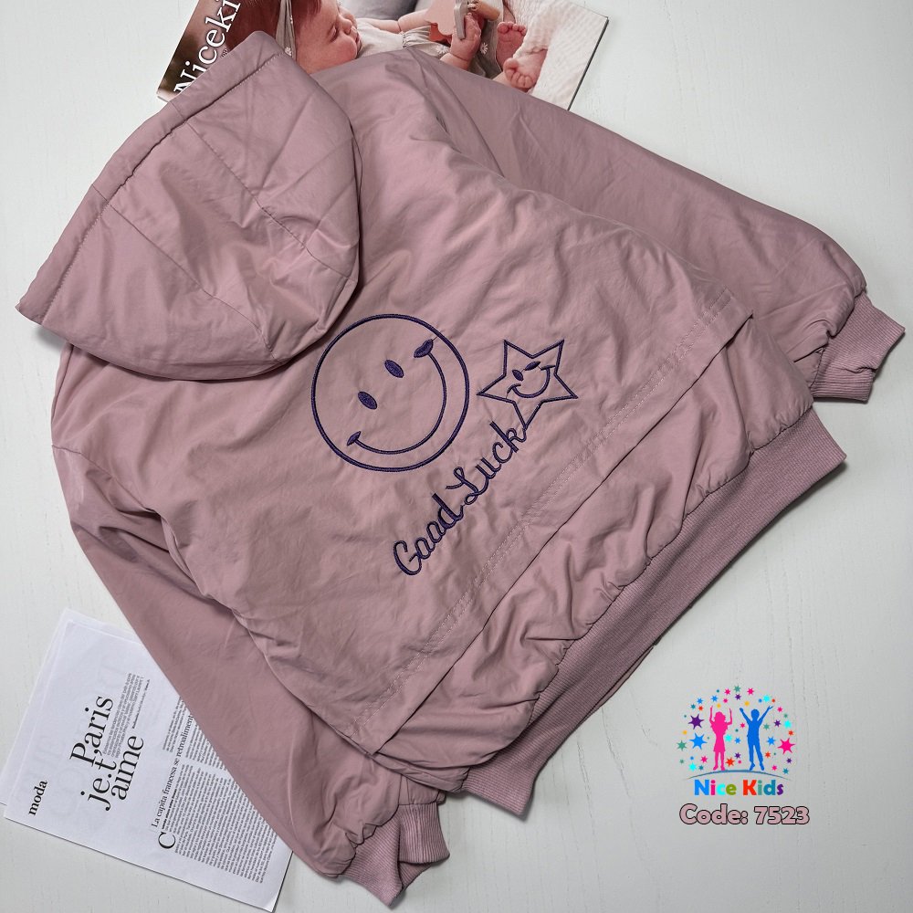 تصویر شماره 2 از کاپشن اسپورت صورتی سینه و پشت استیکر Good Luck