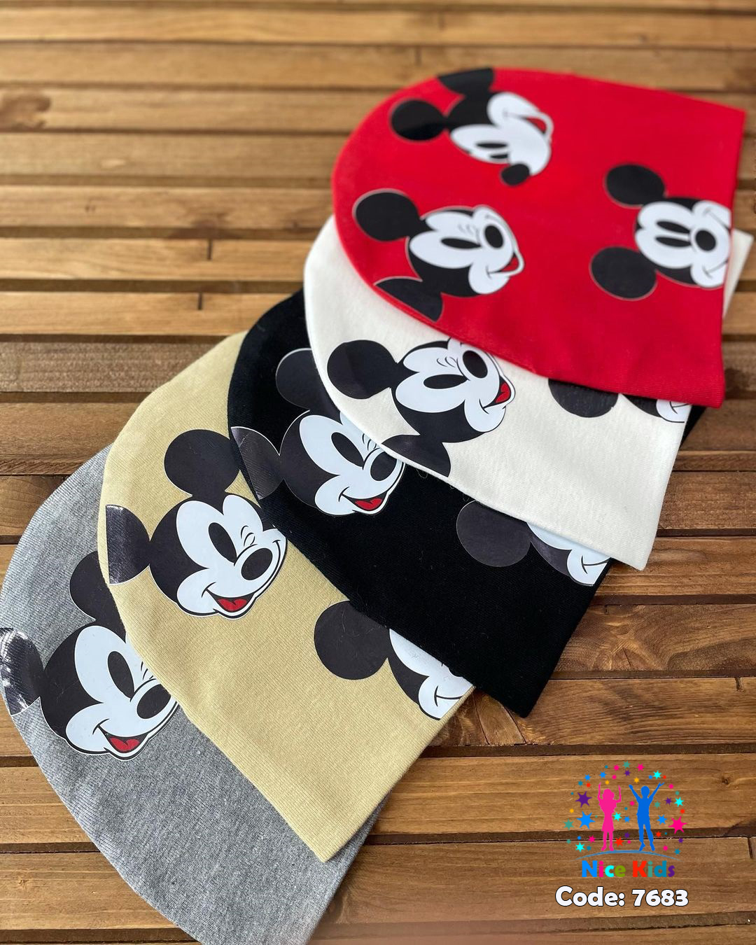 تصویر شماره 2 از کلاه طرح میکی ساده