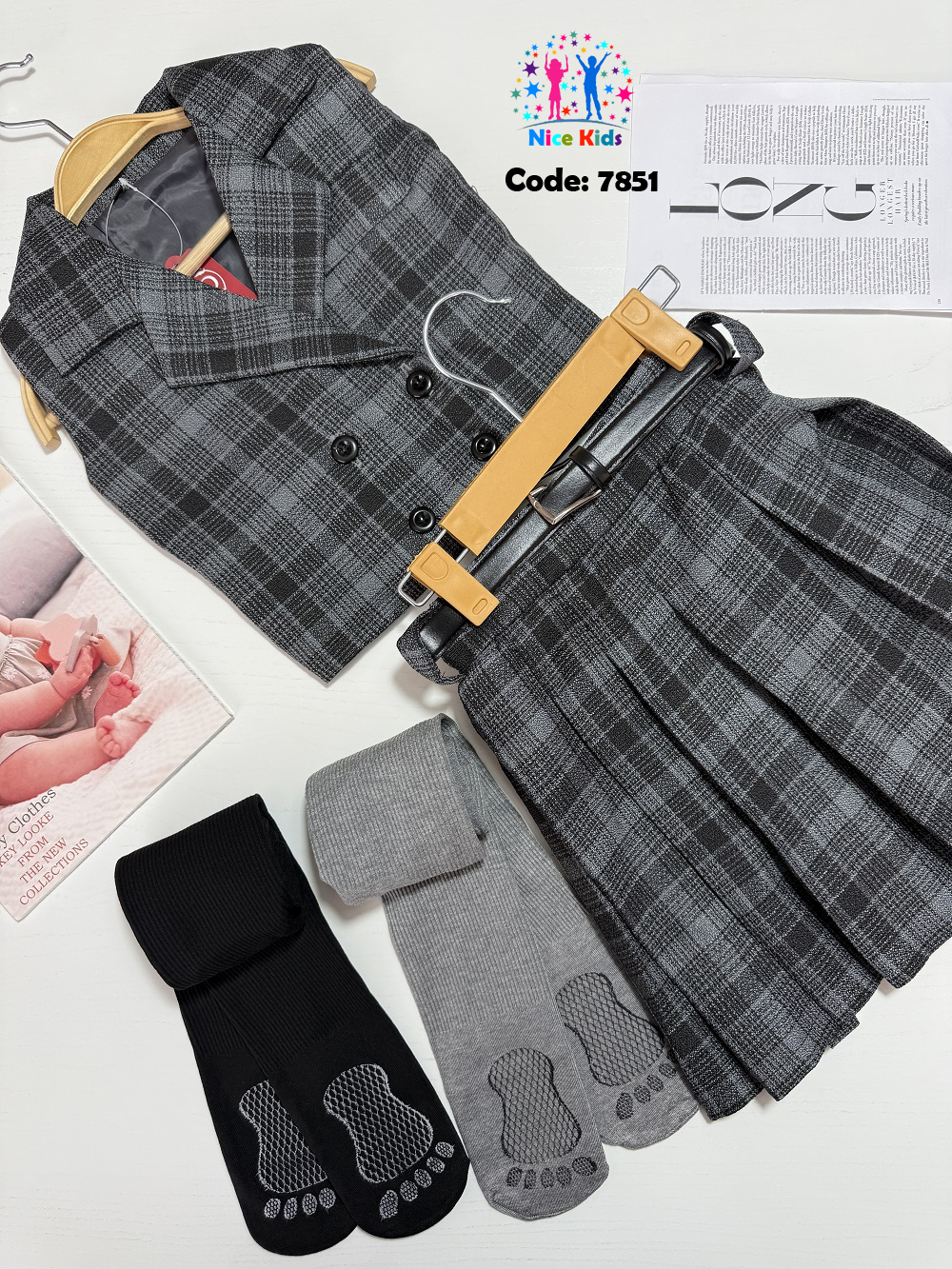 تصویر شماره 3 از ست سه تکه (جلیقه   دامن   کمربند) دخترانه