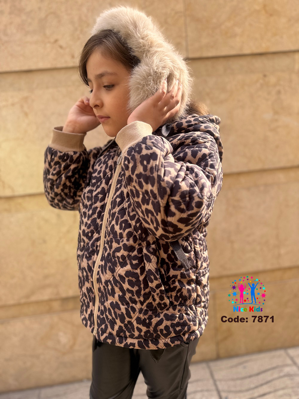 تصویر شماره 4 از کاپشن پلنگی